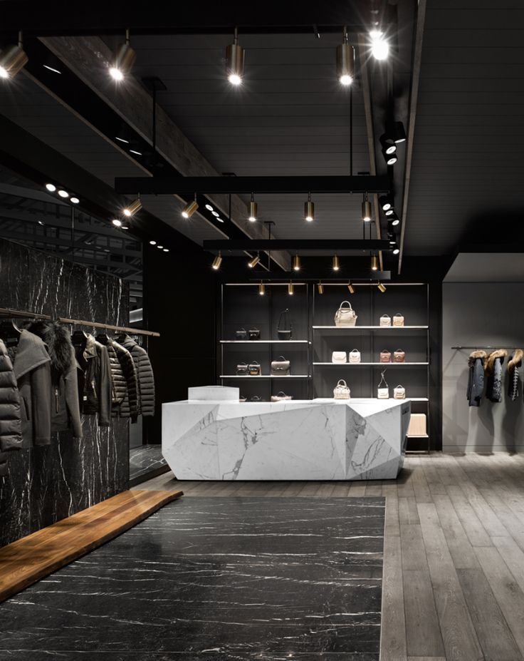 Retail & Showroom Interiors 